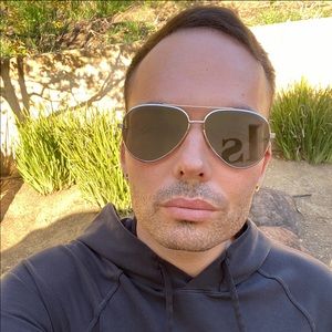 Meet your Posher, Philip